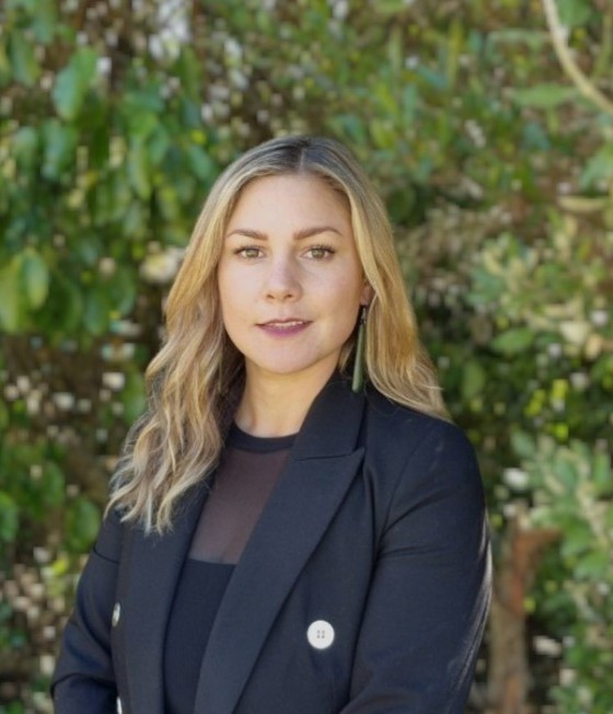 Shannyn New Headshot 2025 crop2